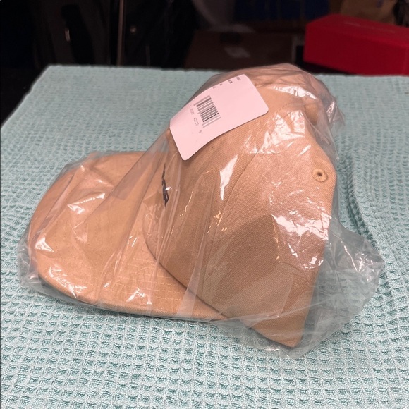 Quiksilver Beige Baseball Cap - Picture 3 of 4